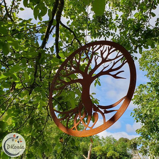 Sculpture artisanale en métal rouillé, arbre de vie stylisé, décor écologique fait main, œuvre unique d'artisanat d'art.