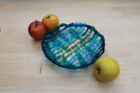 Coupe à fruits en verre bleu vert artisanale, création unique en bijou fait main, décoration éco-responsable.