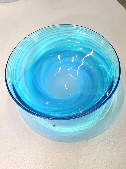 Coupe à fruits en verre bleu translucide, artisanat d'art, création artisanale unique, produit éco-responsable, décoration.