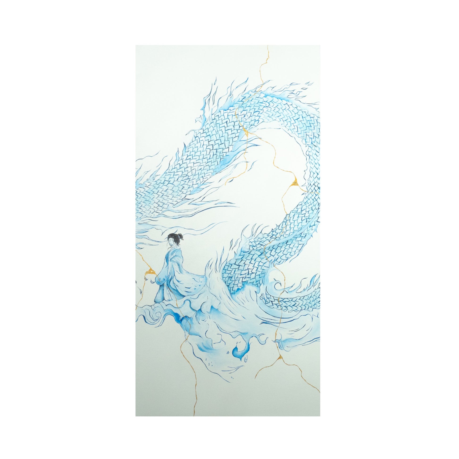 Triptyque mural en verre avec motifs bleus abstraits, déco artisanale éco-responsable, œuvre unique d’artisanat d’art.