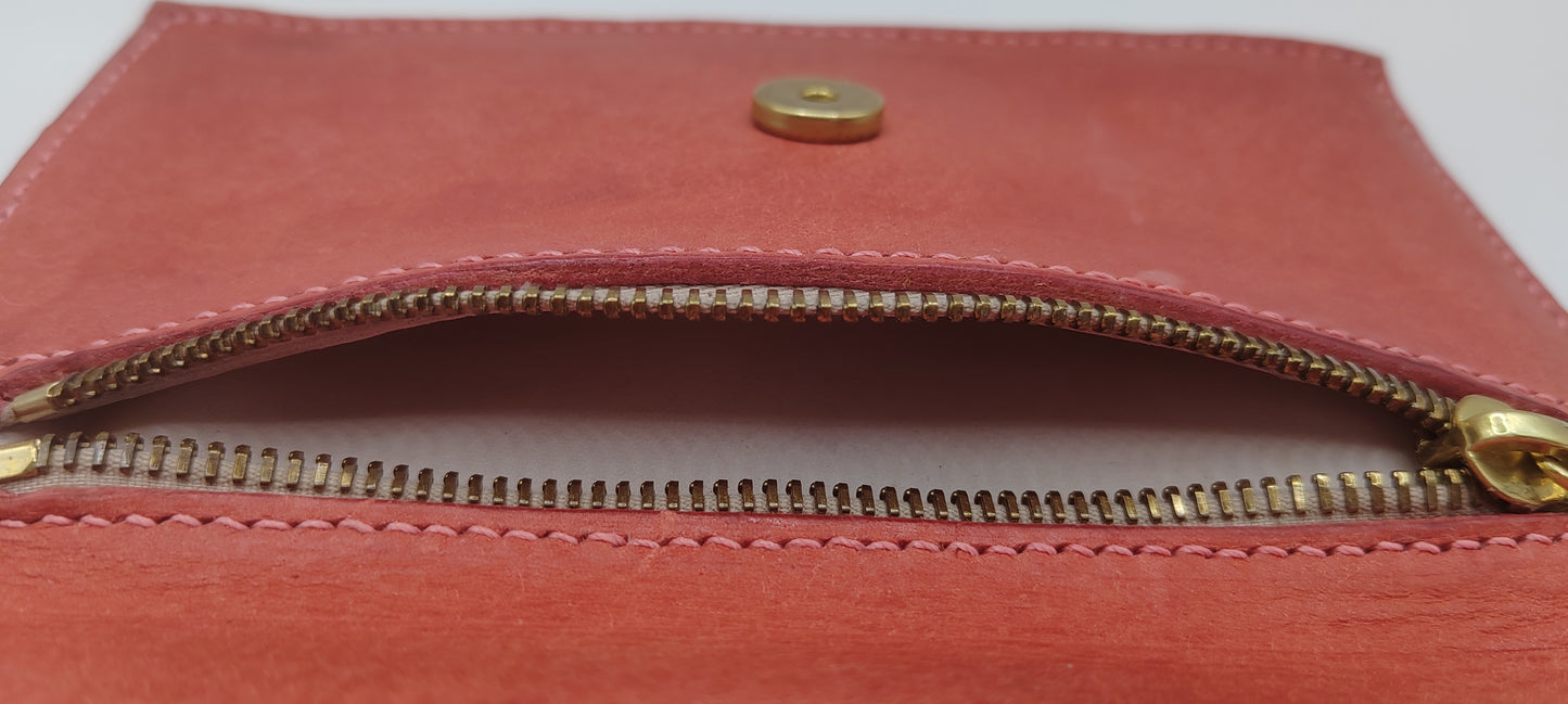 Portefeuille artisanal en cuir