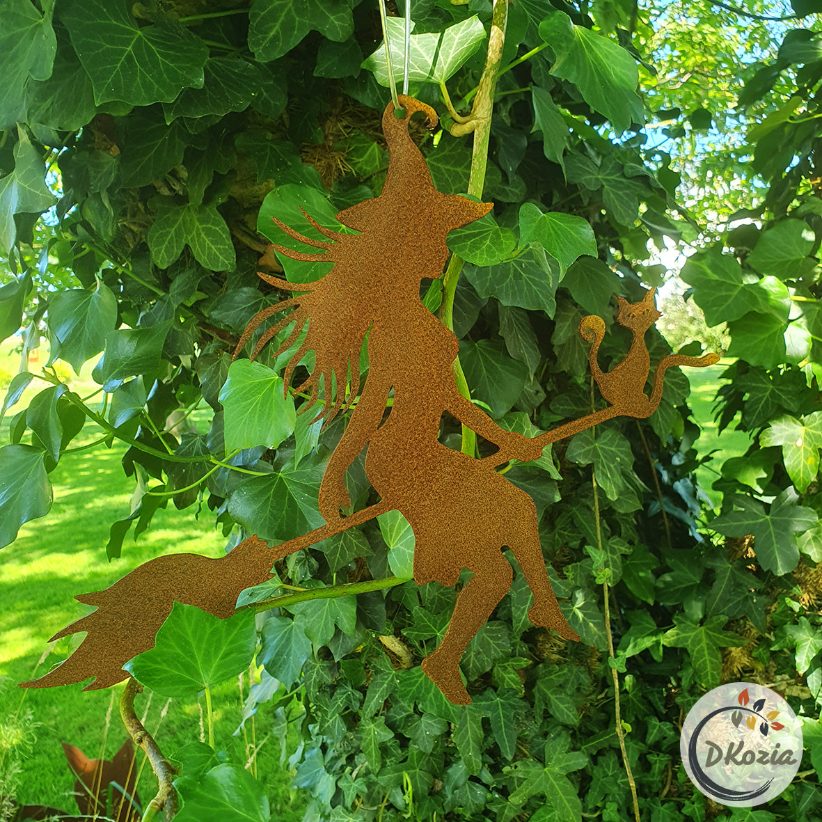 La Sorcière au chat - silhouette en métal découpé