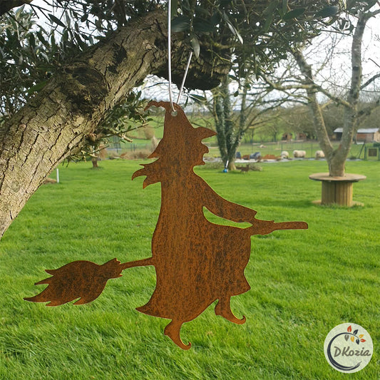 La Sorcière sur son balai, silhouette en métal découpé