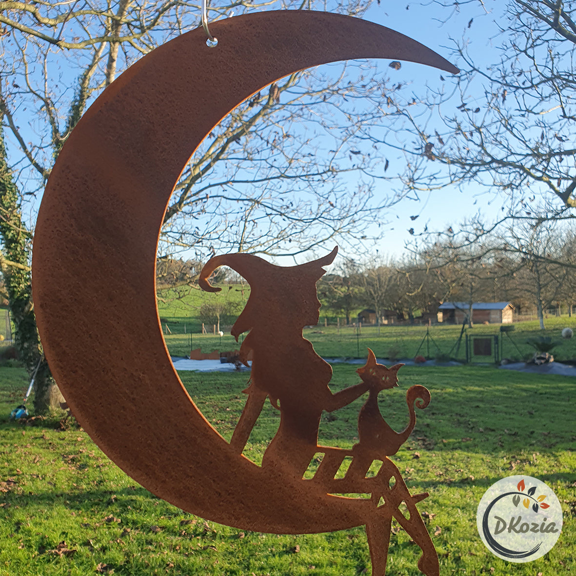 La Sorcière sur la lune - Suspension en métal découpé